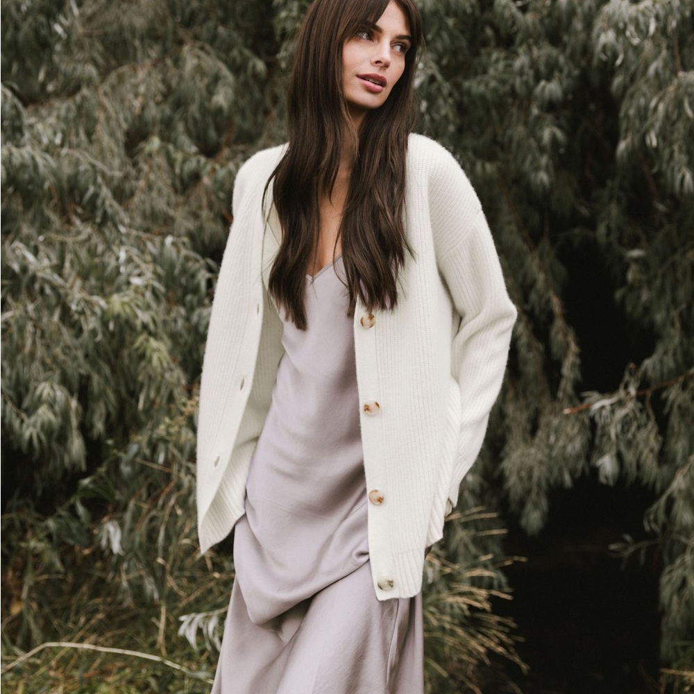 Cozy Earth oversized cashmere cardigan ivory size small NWT